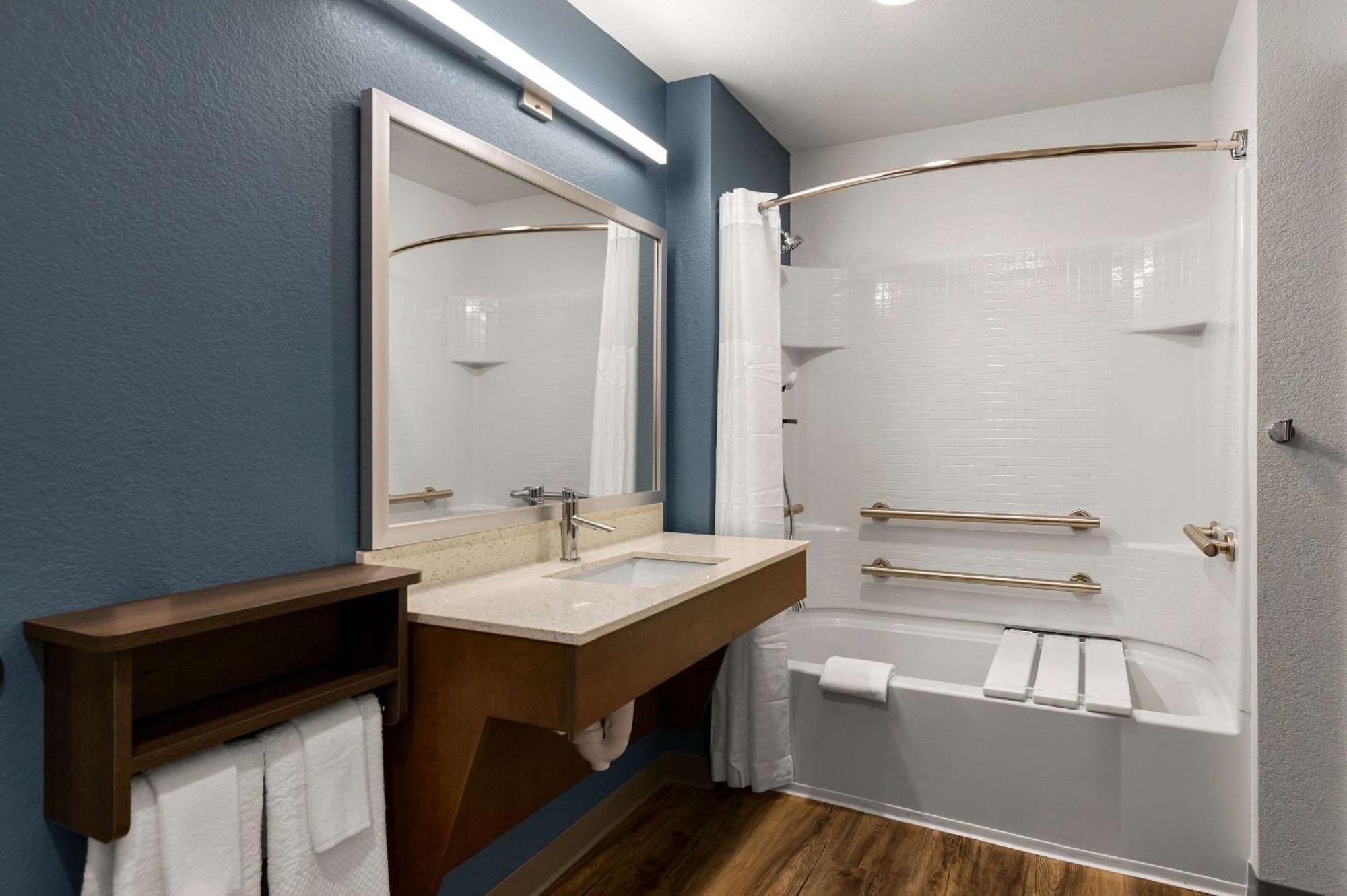 Woodspring Suites Yorktown Newport News Buitenkant foto