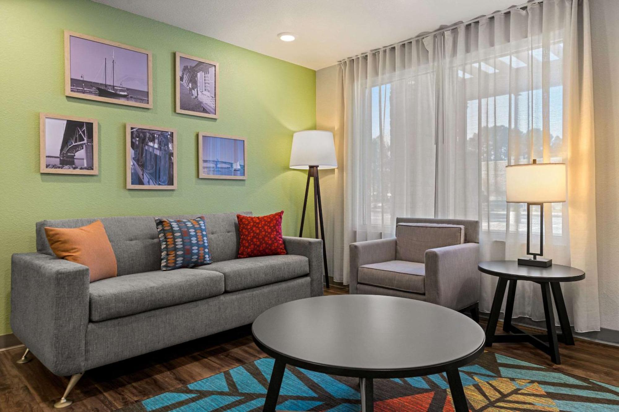 Woodspring Suites Yorktown Newport News Buitenkant foto